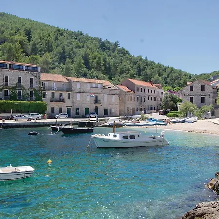 Gorgeous In With Wifi *