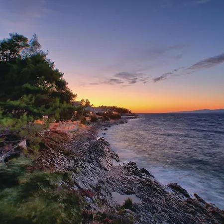 Gorgeous In With Wifi Casa vacanze Prigradica