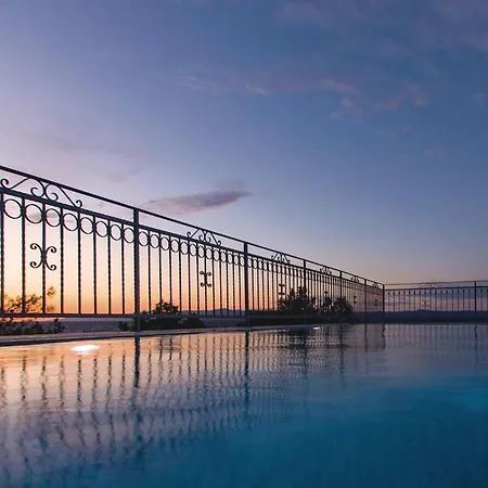 Gorgeous In With Wifi Casa vacanze Prigradica