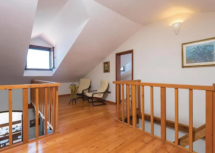 Gorgeous In With Wifi